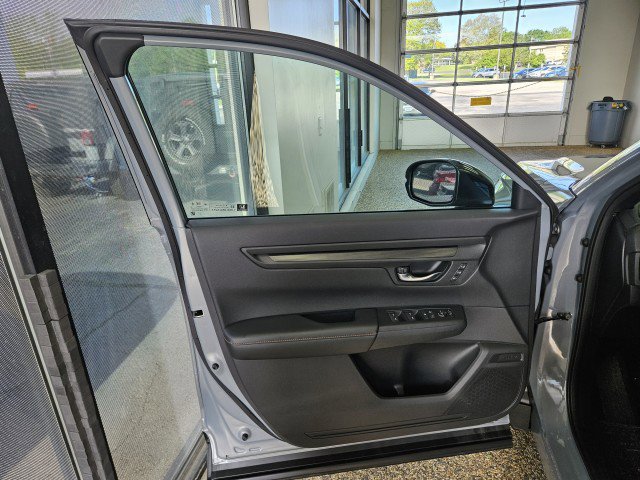 Used 2025 Honda CR-V Sport-L image 17