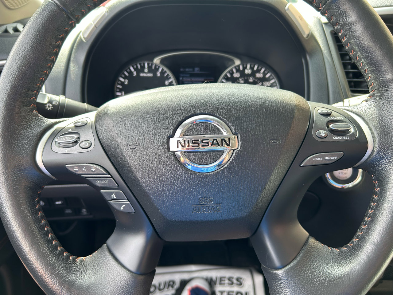 Used 2020 Nissan Pathfinder SL image 13