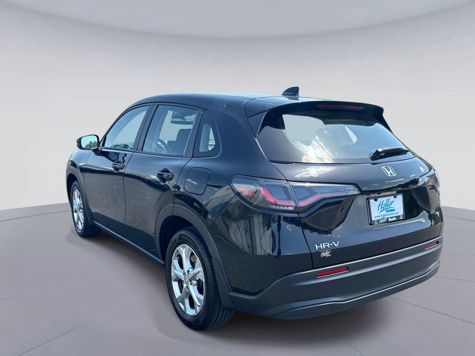 Certified 2023 Honda HR-V LX image 6