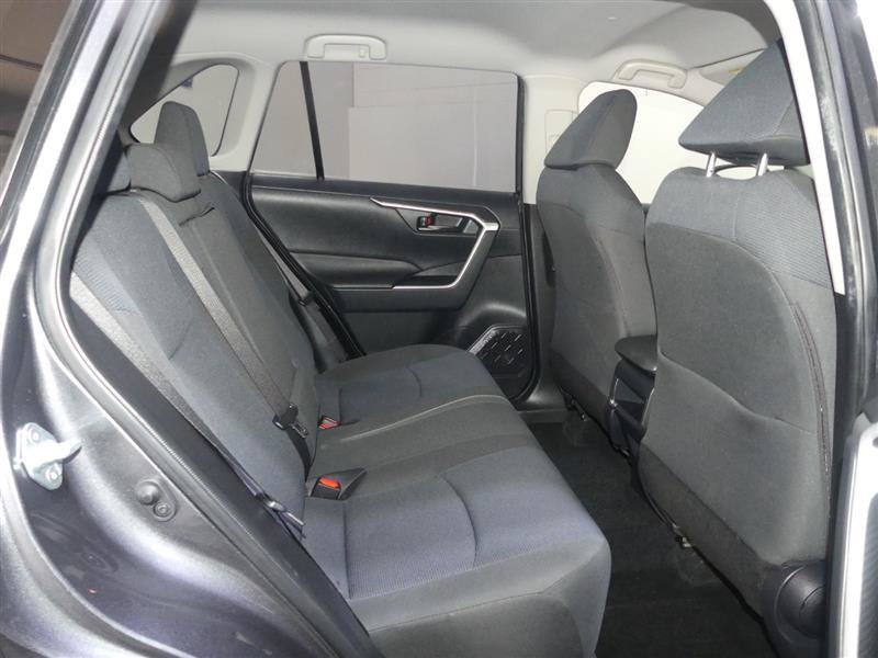 Used 2020 Toyota RAV4 LE w/ All Weather Liner Package AWD/4WD image 27