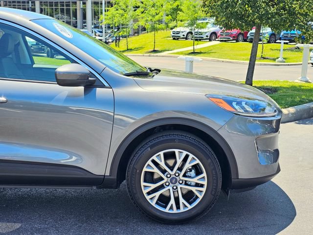 Used 2022 Ford Escape SEL w/ Technology Package AWD/4WD image 7