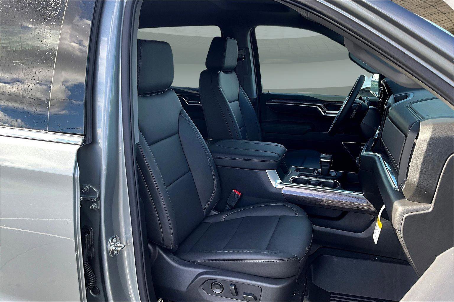 New 2026 Chevrolet Silverado 1500 LTZ image 10