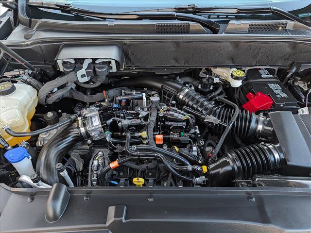 Used 2022 Lincoln Nautilus Reserve w/ Equipment Group 202A image 12