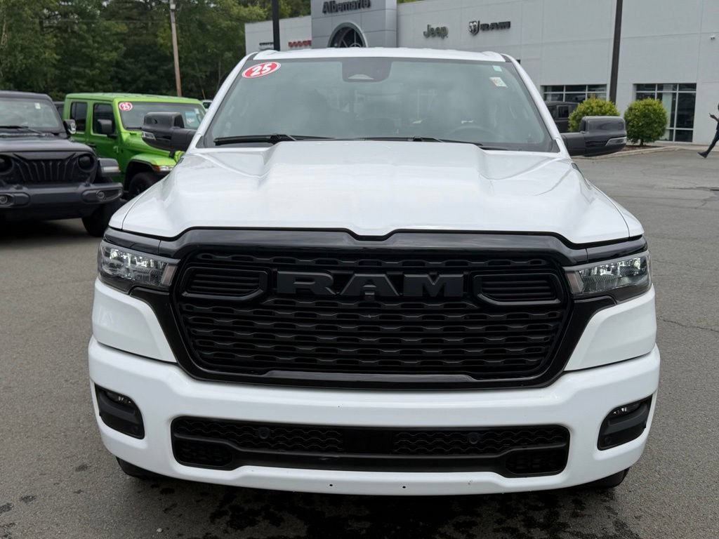 Used 2025 RAM 1500 Big Horn AWD/4WD image 9