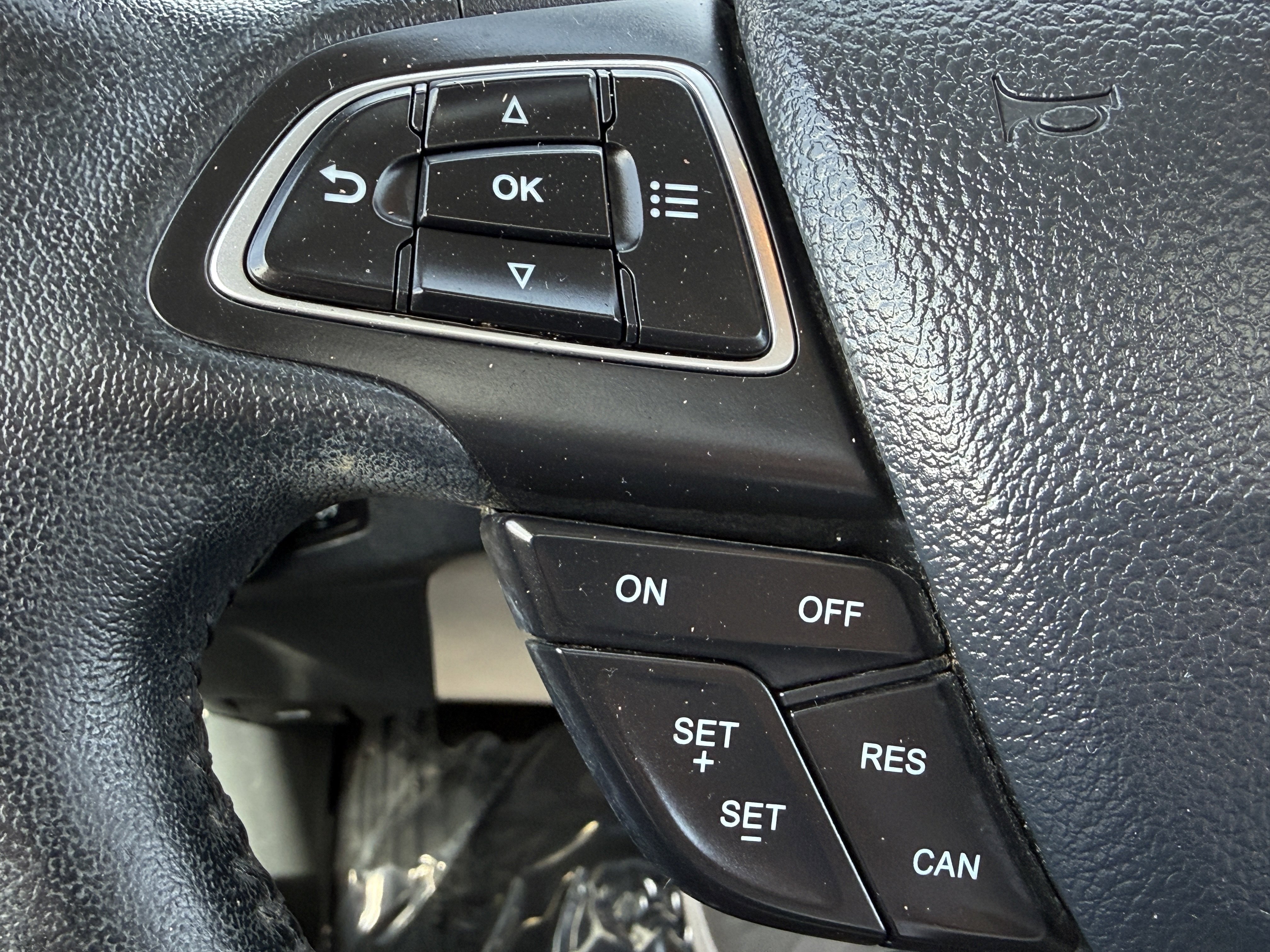 Used 2019 Ford EcoSport SE w/ SE Convenience Package FWD image 30