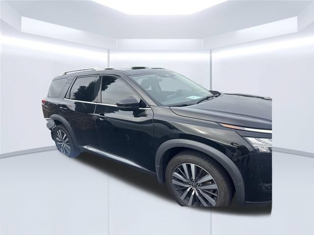 Used 2022 Nissan Pathfinder Platinum w/ Cargo Package AWD/4WD image 6