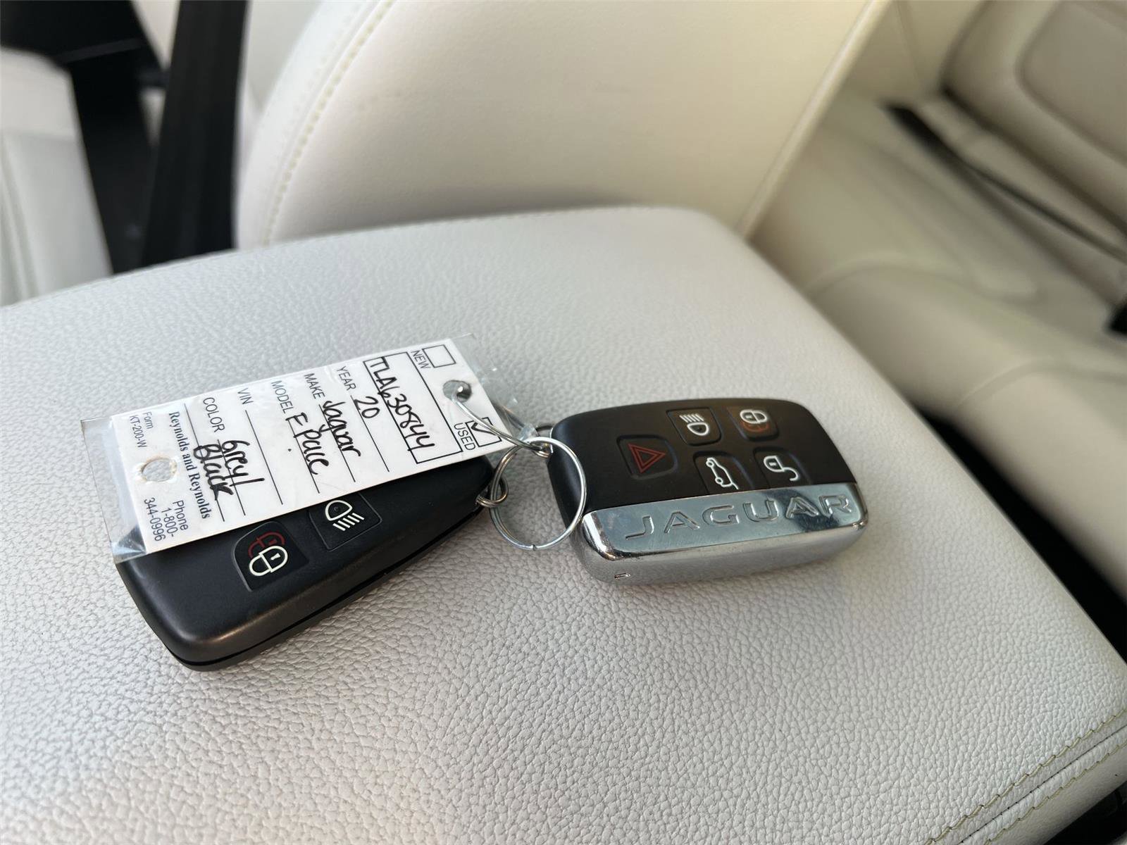 Used 2020 Jaguar F-PACE Prestige image 28