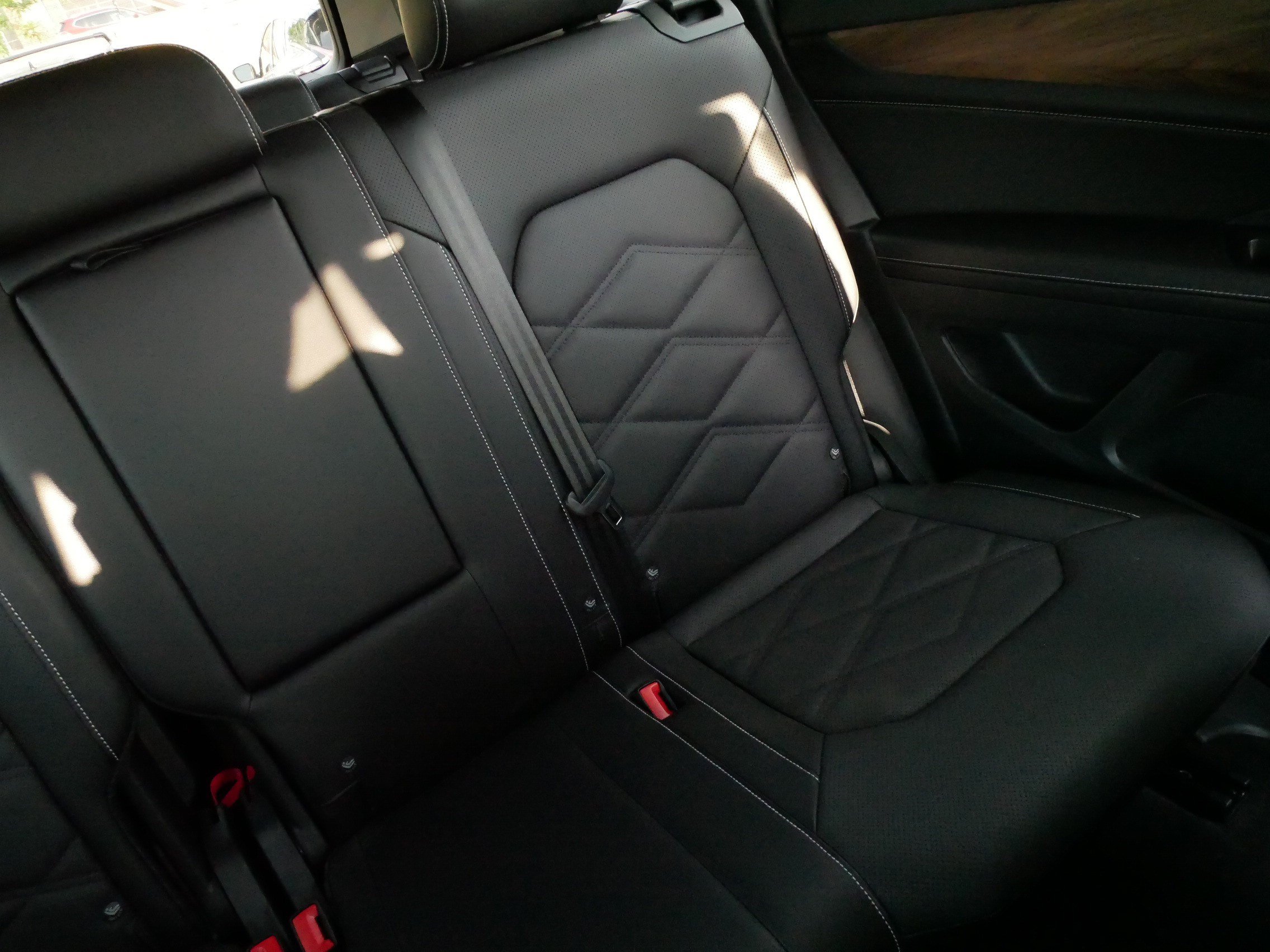 Certified 2026 Volkswagen Atlas SE AWD/4WD image 14