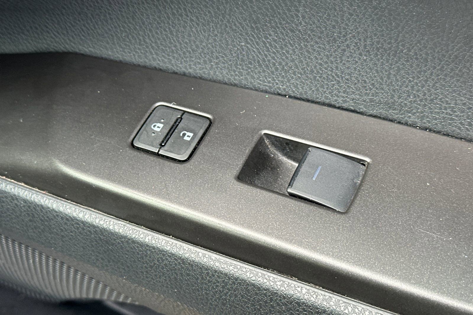 Used 2024 Toyota Camry SE image 21