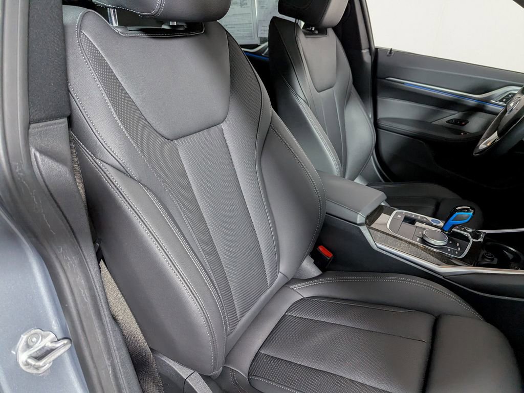 Certified 2023 BMW i4 eDrive35 w/ Premium Package image 28