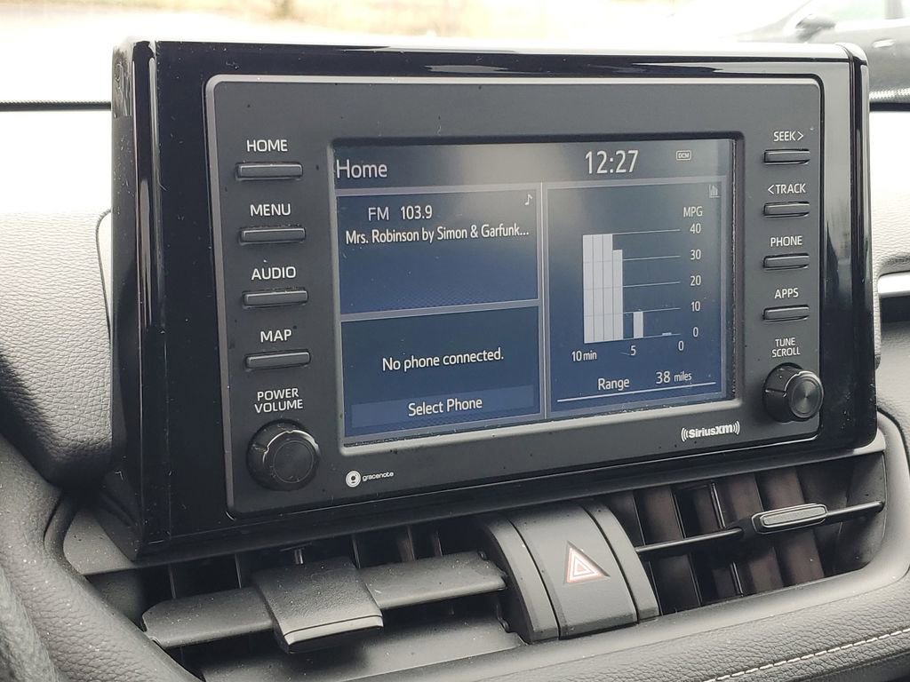 Used 2022 Toyota RAV4 LE image 14
