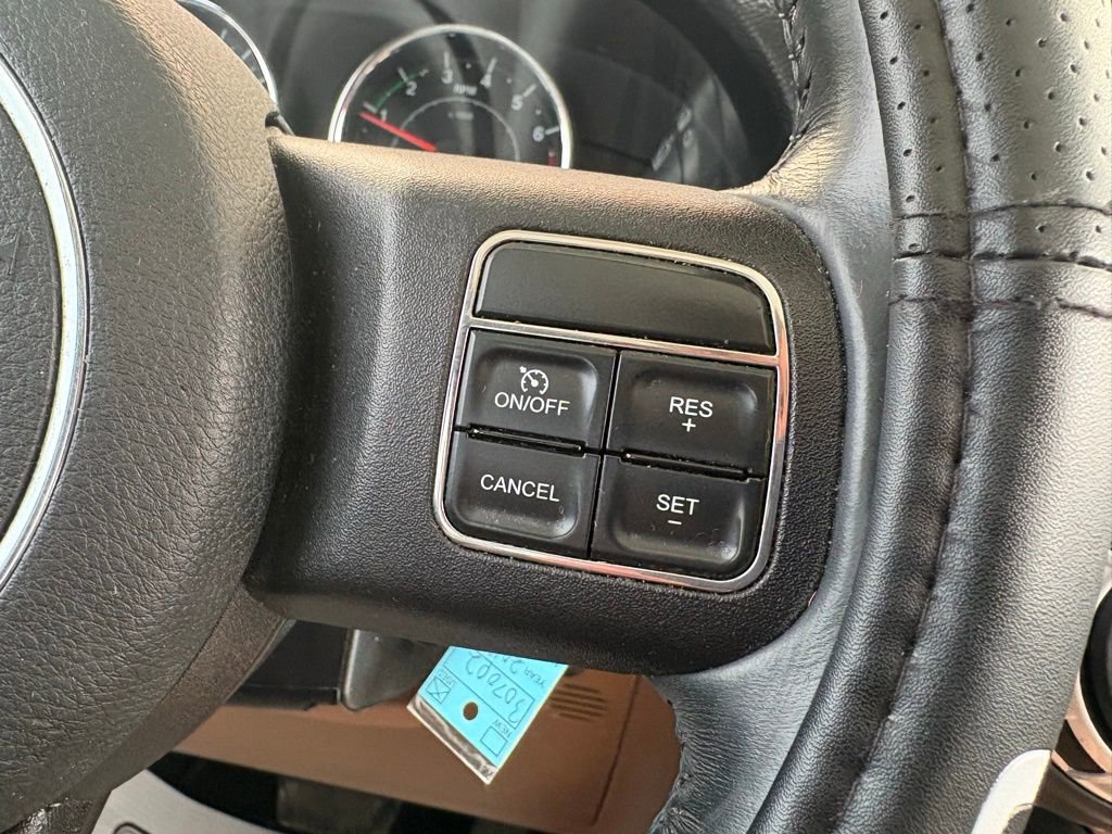 Used 2012 Jeep Wrangler Unlimited Rubicon w/ Connectivity Group image 25