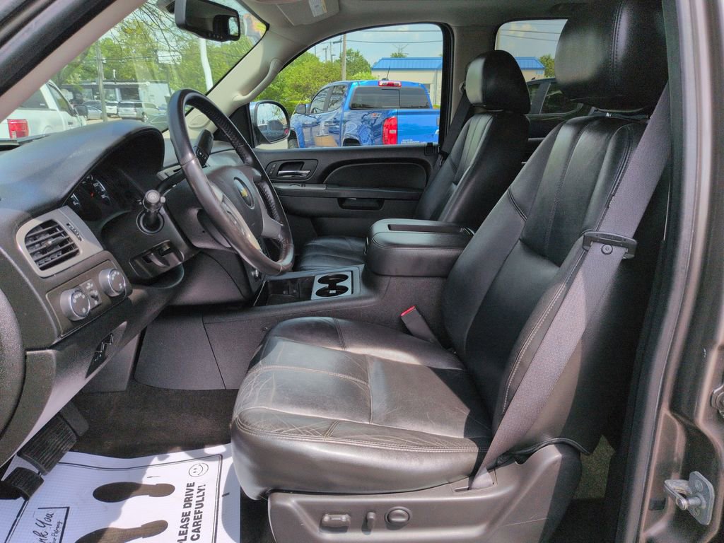 Used 2012 Chevrolet Tahoe LT w/ Suspension Package, Off-Road AWD/4WD image 9