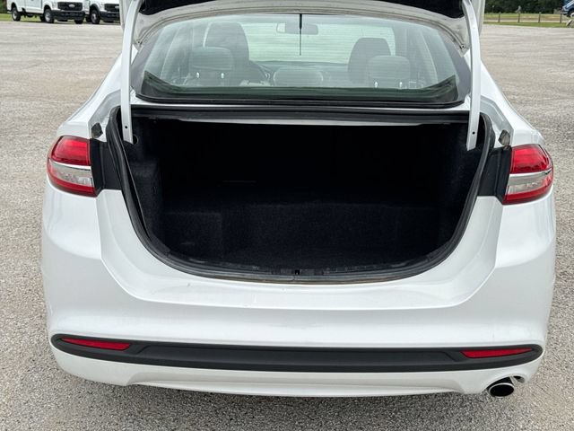 Used 2018 Ford Fusion S FWD image 22