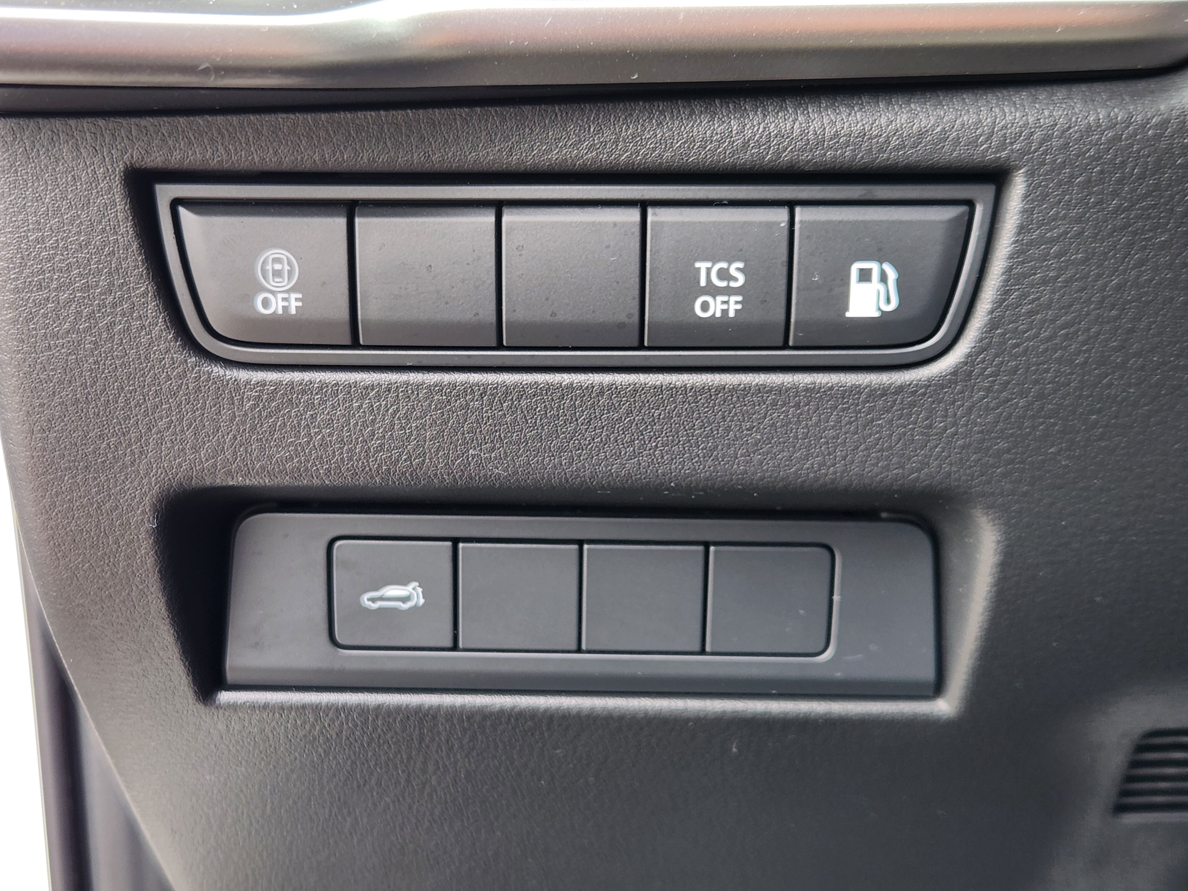 Certified 2024 MAZDA CX-90 Plug-In Hybrid w/ Preferred AWD/4WD image 27