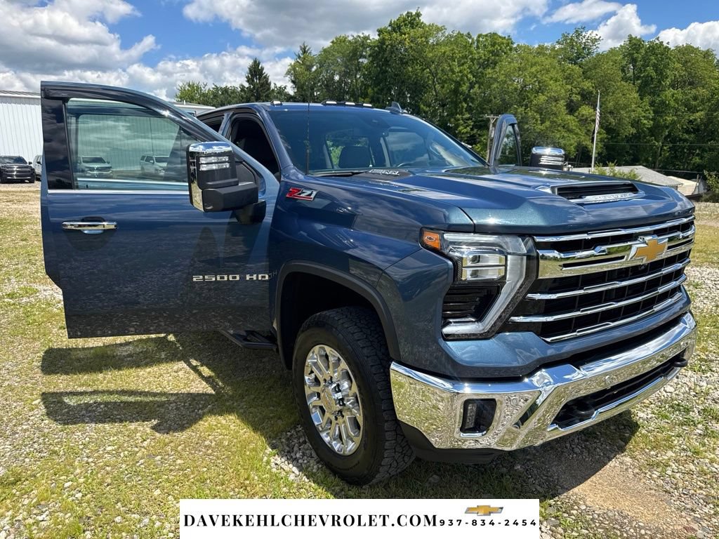 Used 2024 Chevrolet Silverado 2500 LTZ w/ LTZ Plus Package AWD/4WD image 16