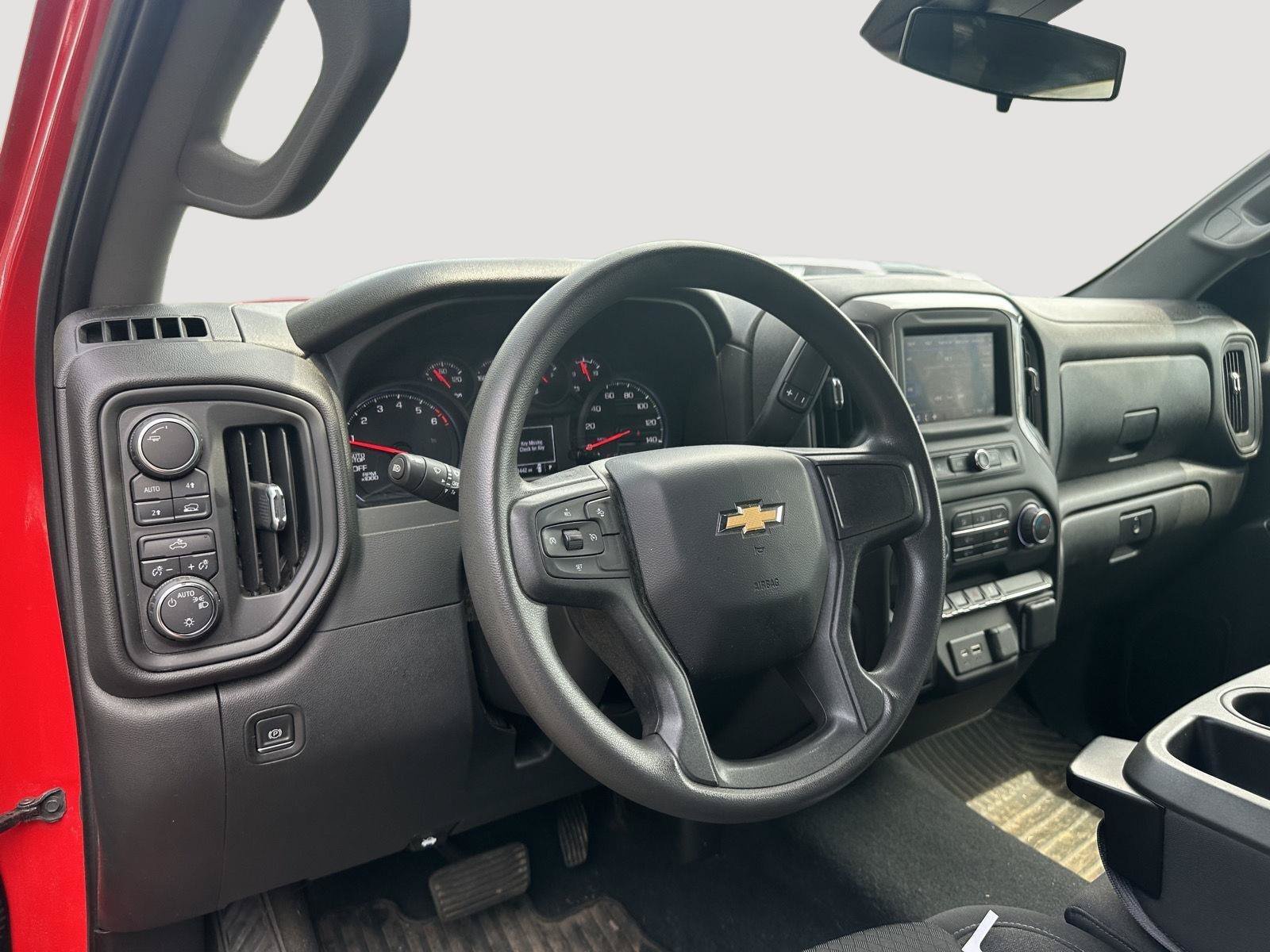 Used 2022 Chevrolet Silverado 1500 Custom AWD/4WD image 11
