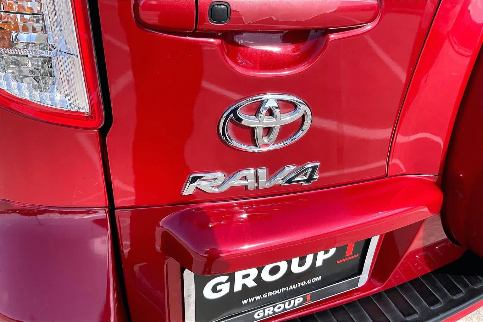 Used 2011 Toyota RAV4 Limited w/ Limited Extra Value Pkg FWD image 28