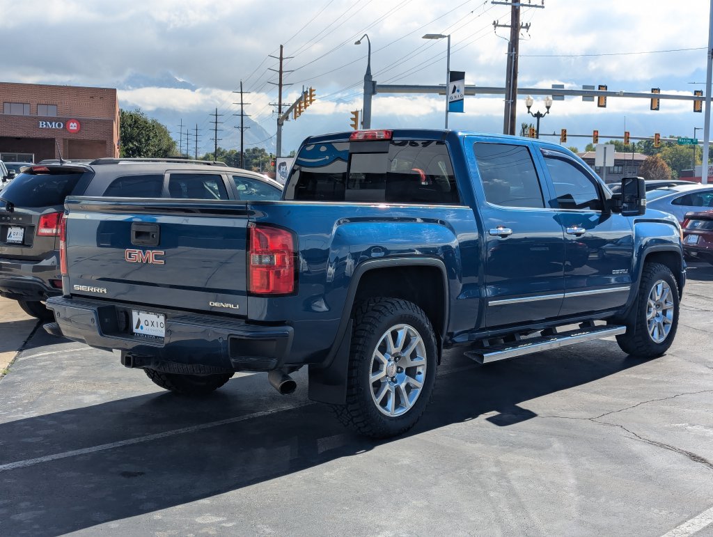 Used 2015 GMC Sierra 1500 Denali w/ Driver Alert Package AWD/4WD image 4