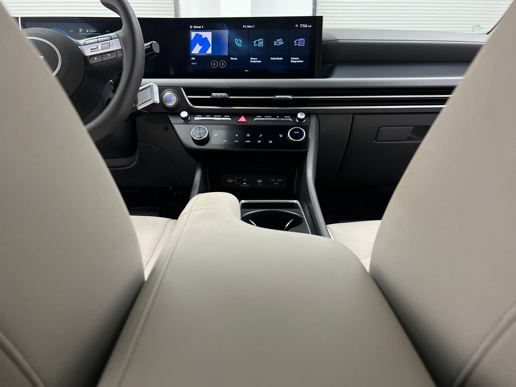 Used 2025 Hyundai Sonata SEL FWD image 41