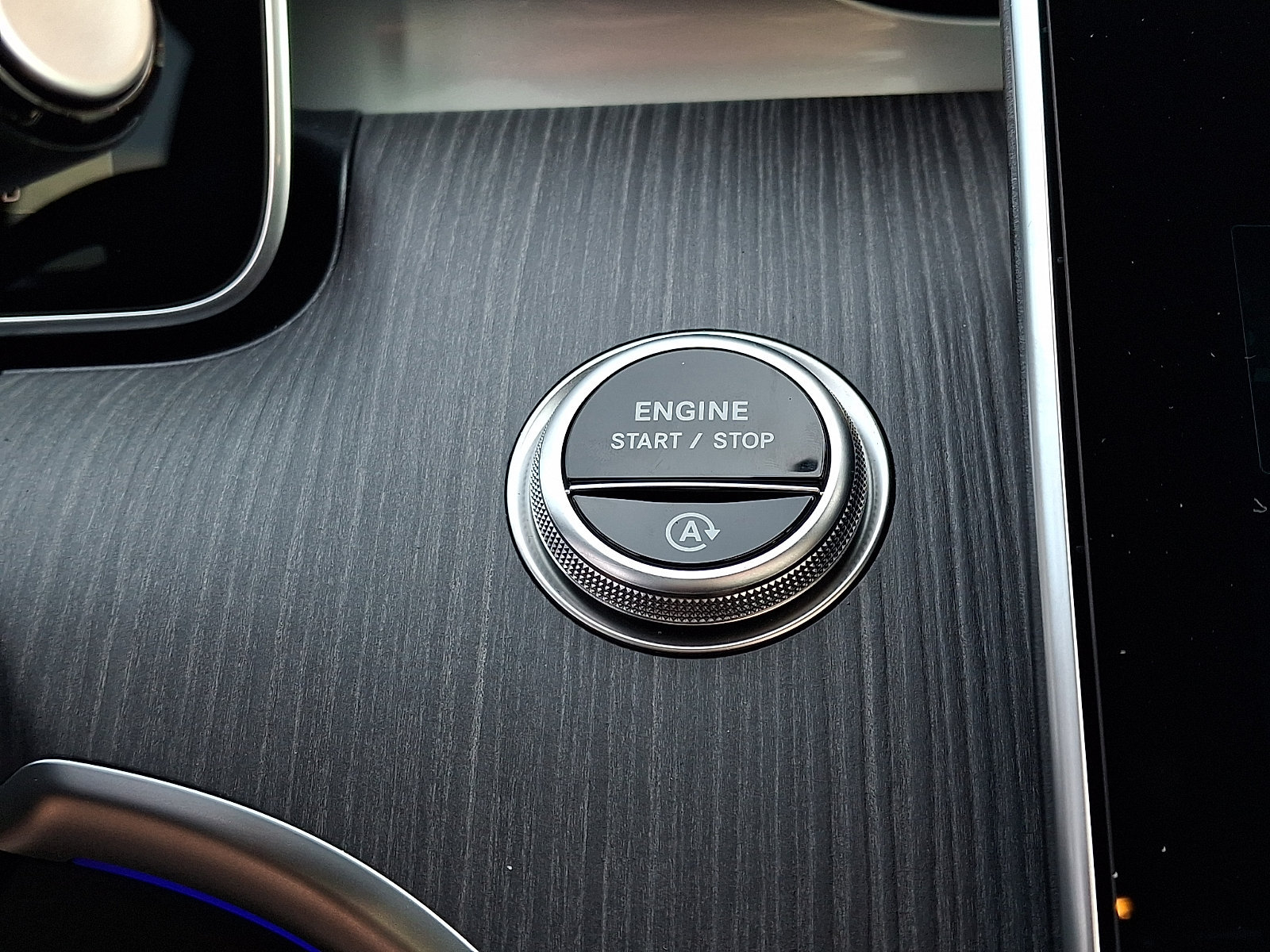 New 2026 Mercedes-Benz C 43 AMG 4MATIC Sedan image 17