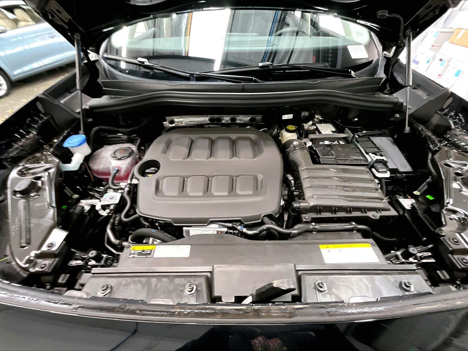New 2026 Volkswagen Tiguan SE AWD/4WD image 8