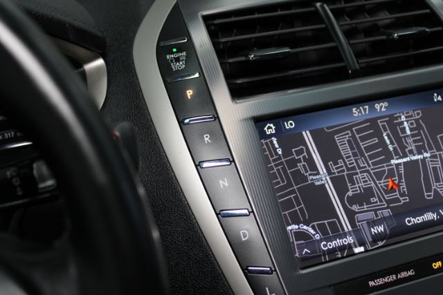 Used 2020 Lincoln MKZ Hybrid w/ Convenience Package FWD image 17