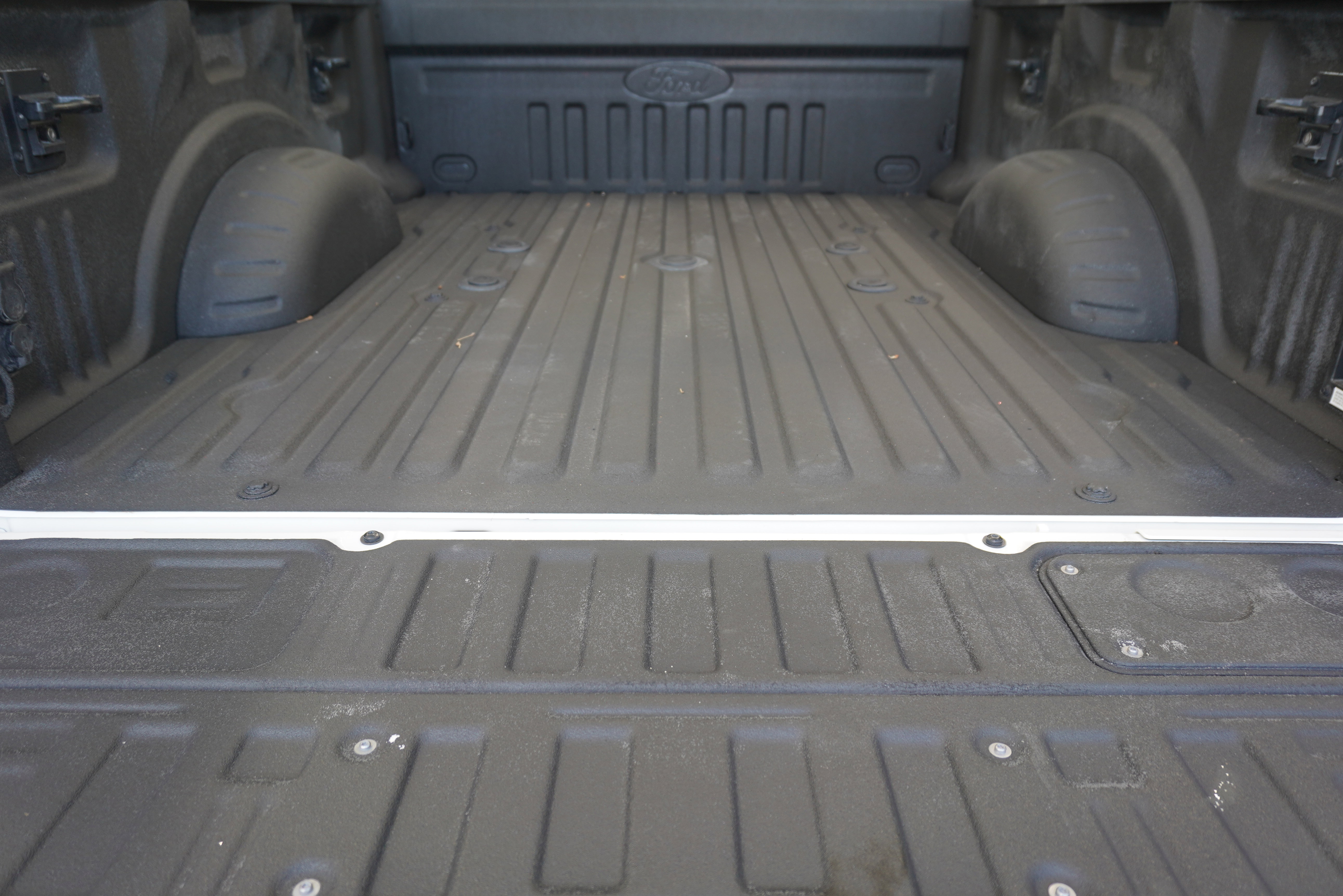 Used 2023 Ford F350 Lariat w/ Chrome Package image 31