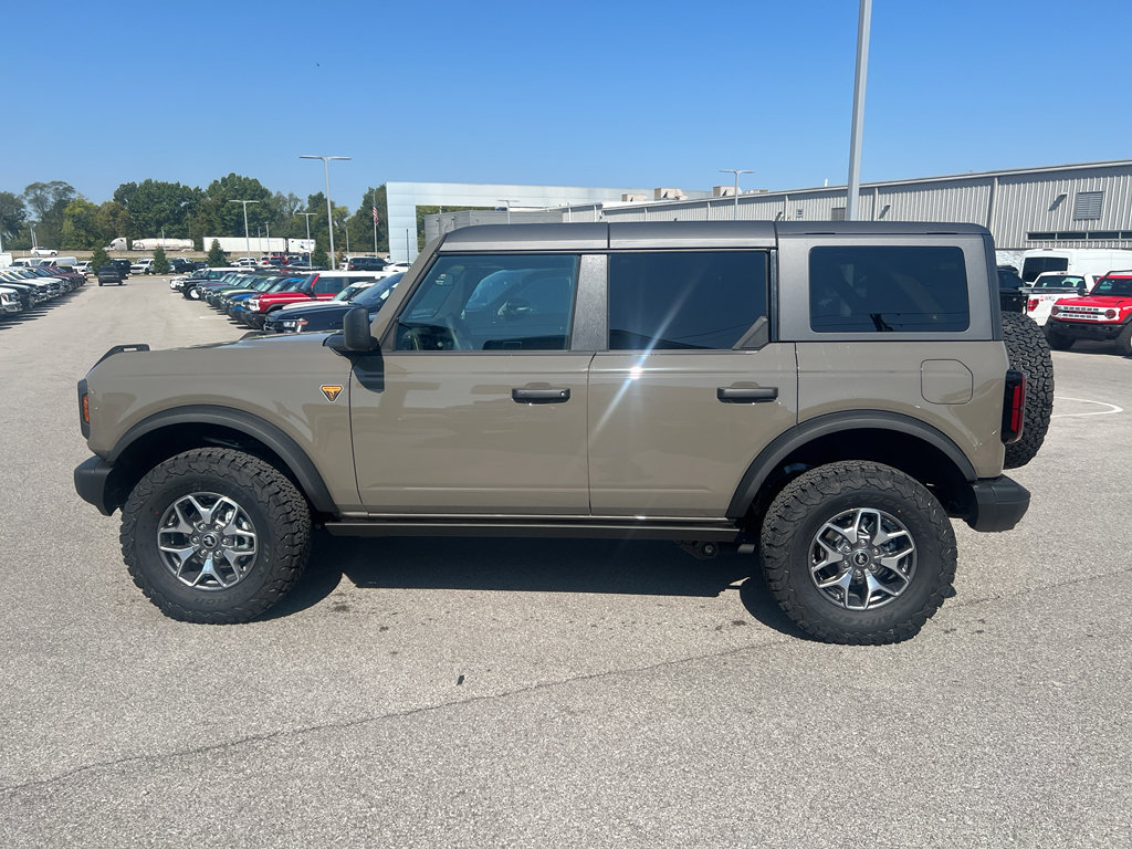 New 2025 Ford Bronco Badlands image 27