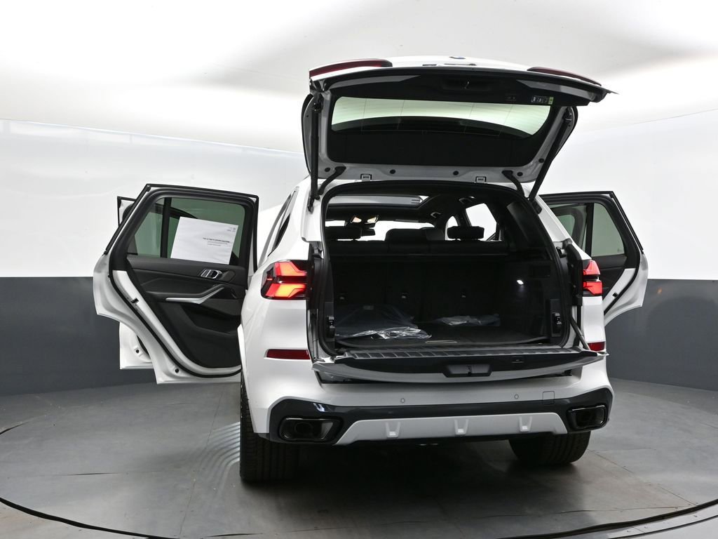 New 2026 BMW X5 sDrive40i w/ M Sport Package image 51