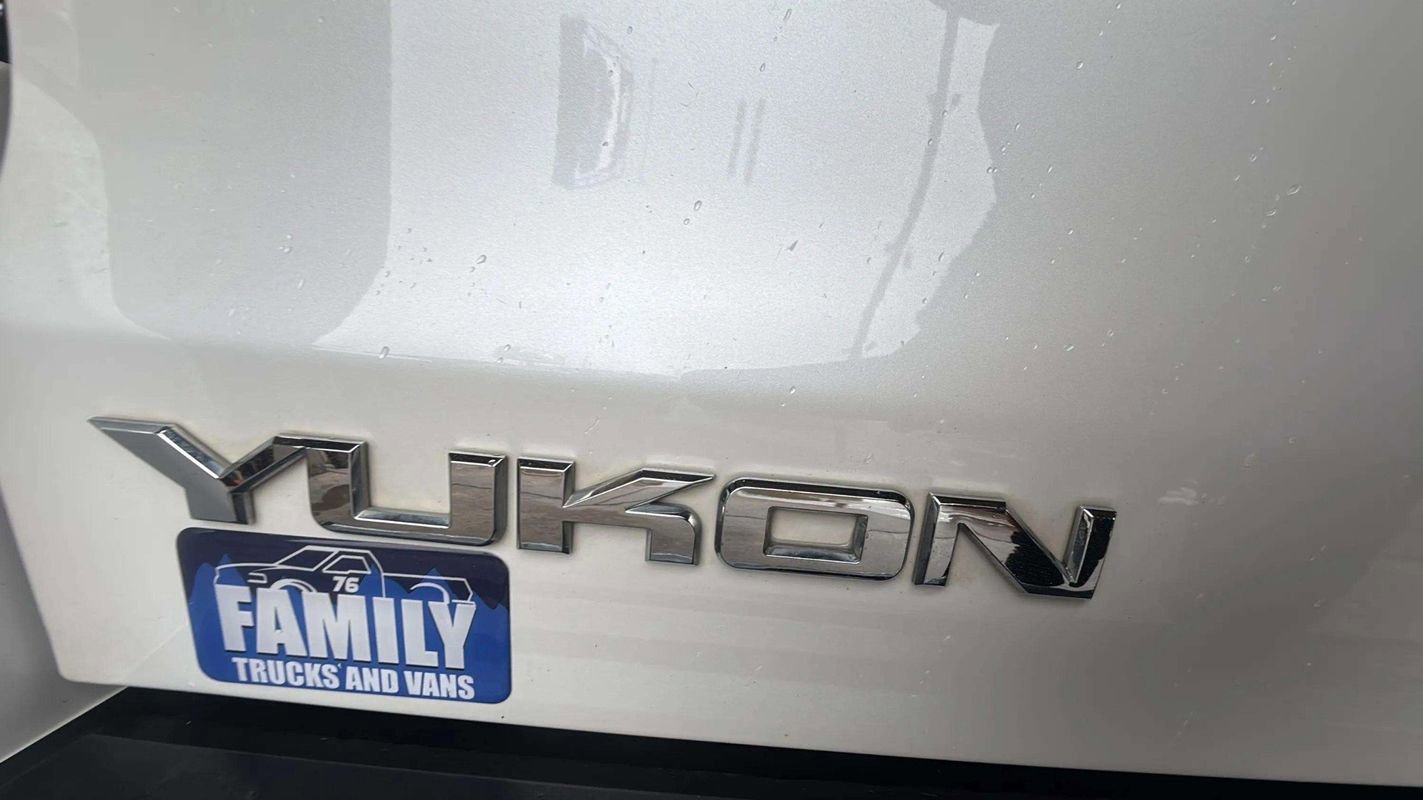 Used 2018 GMC Yukon Denali w/ Denali Ultimate Package AWD/4WD image 24