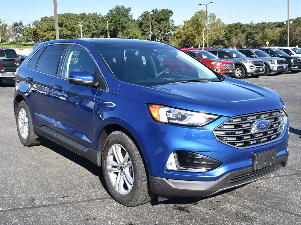 Used 2020 Ford Edge SEL w/ Convenience Package AWD/4WD image 3