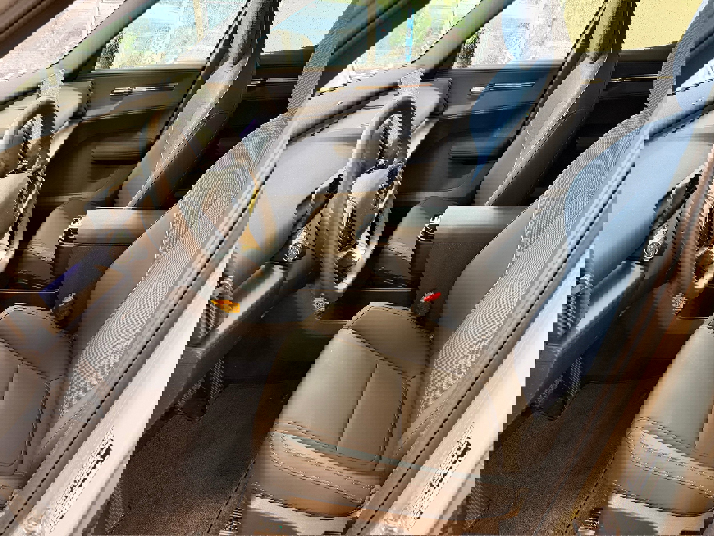 Certified 2025 Volvo EX30 Ultra image 12