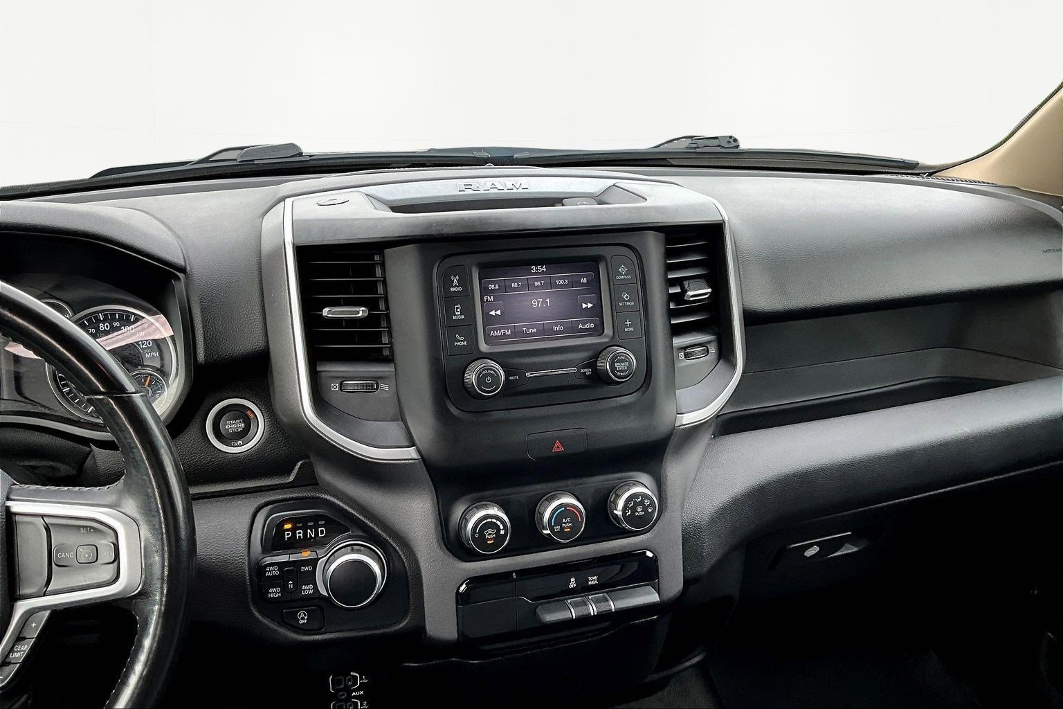 Used 2020 RAM 1500 Big Horn image 9