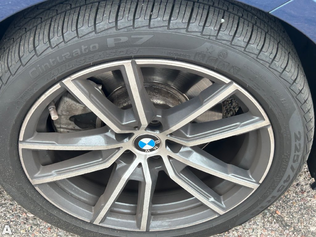 Used 2022 BMW 330i Sedan w/ Driving Assistance Package RWD image 10