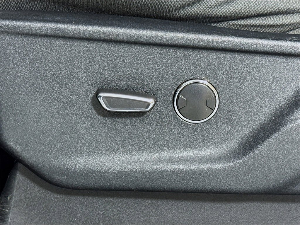 Used 2021 Ford F150 XLT w/ Trailer Tow Package image 19