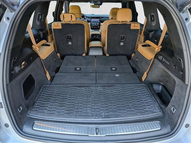 Used 2021 Jeep Grand Cherokee L Summit image 6