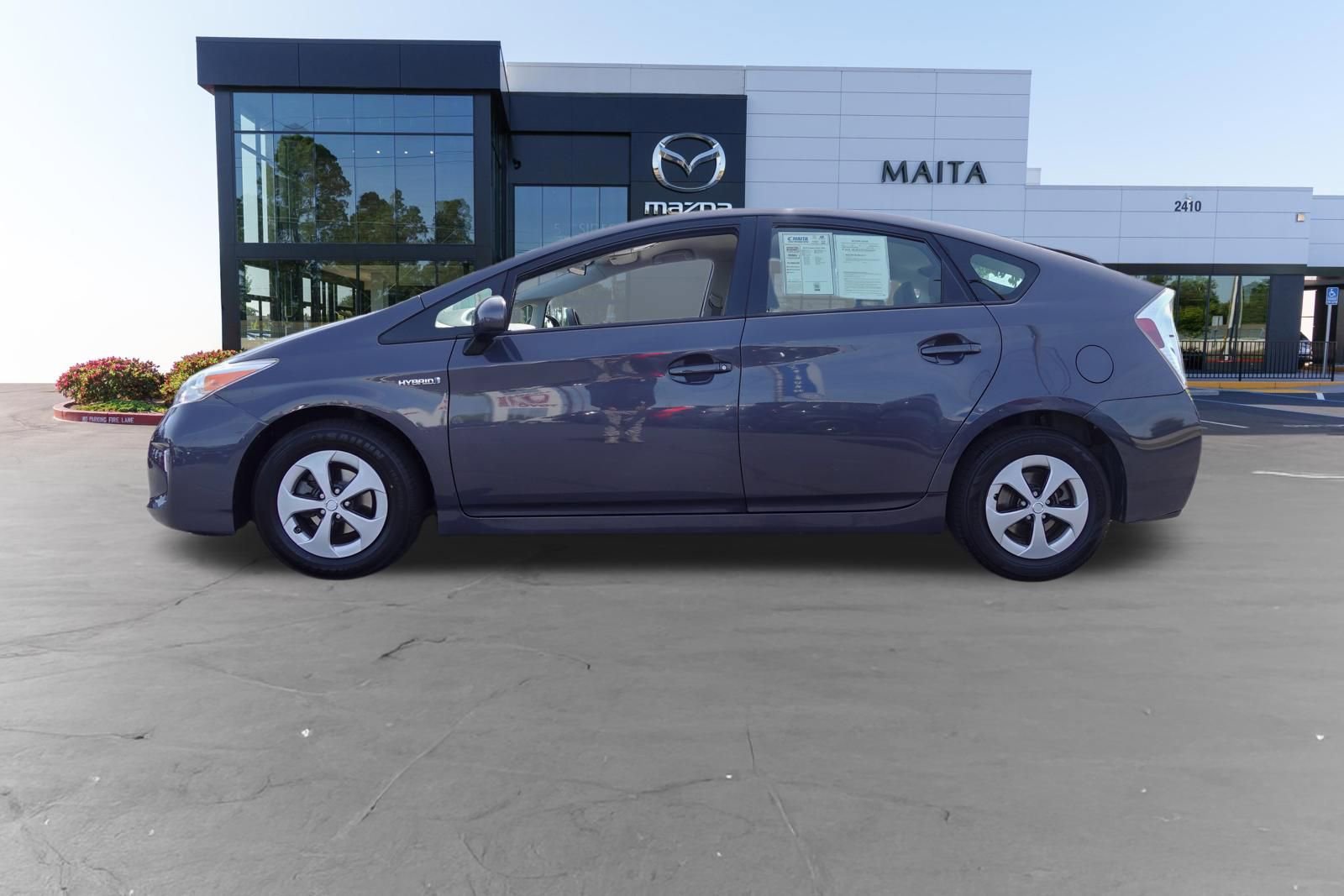 Used 2015 Toyota Prius Two FWD image 6