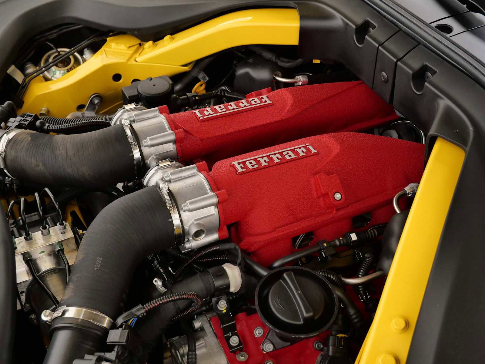 Certified 2023 Ferrari Portofino M image 34