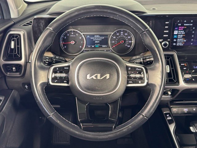 Certified 2023 Kia Sorento X-Line EX AWD/4WD image 13