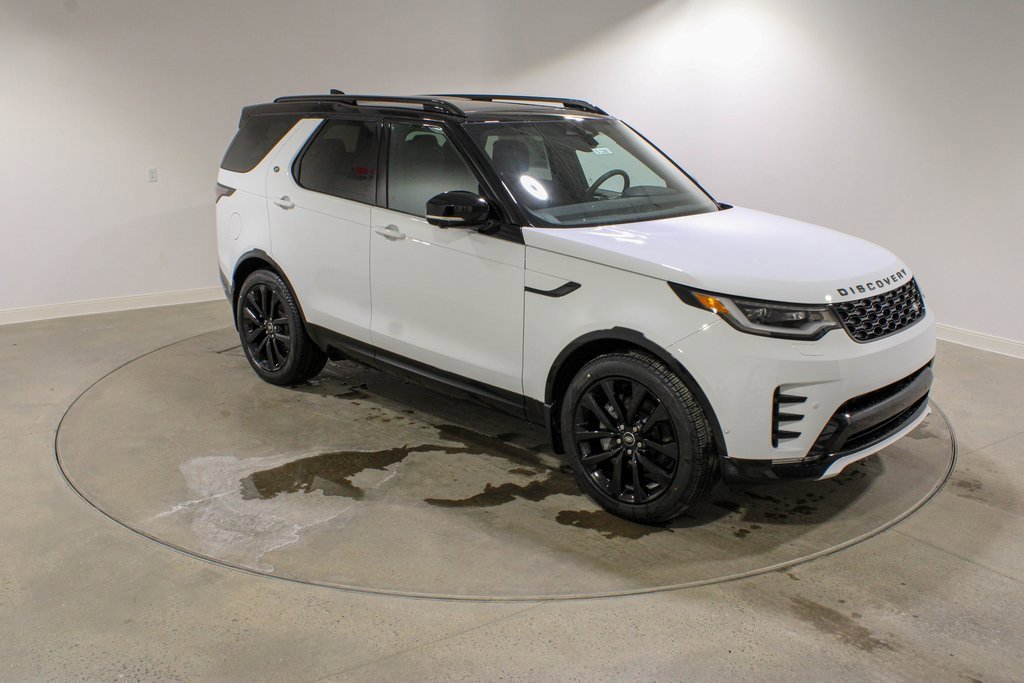 New 2026 Land Rover Discovery Dynamic SE image 7