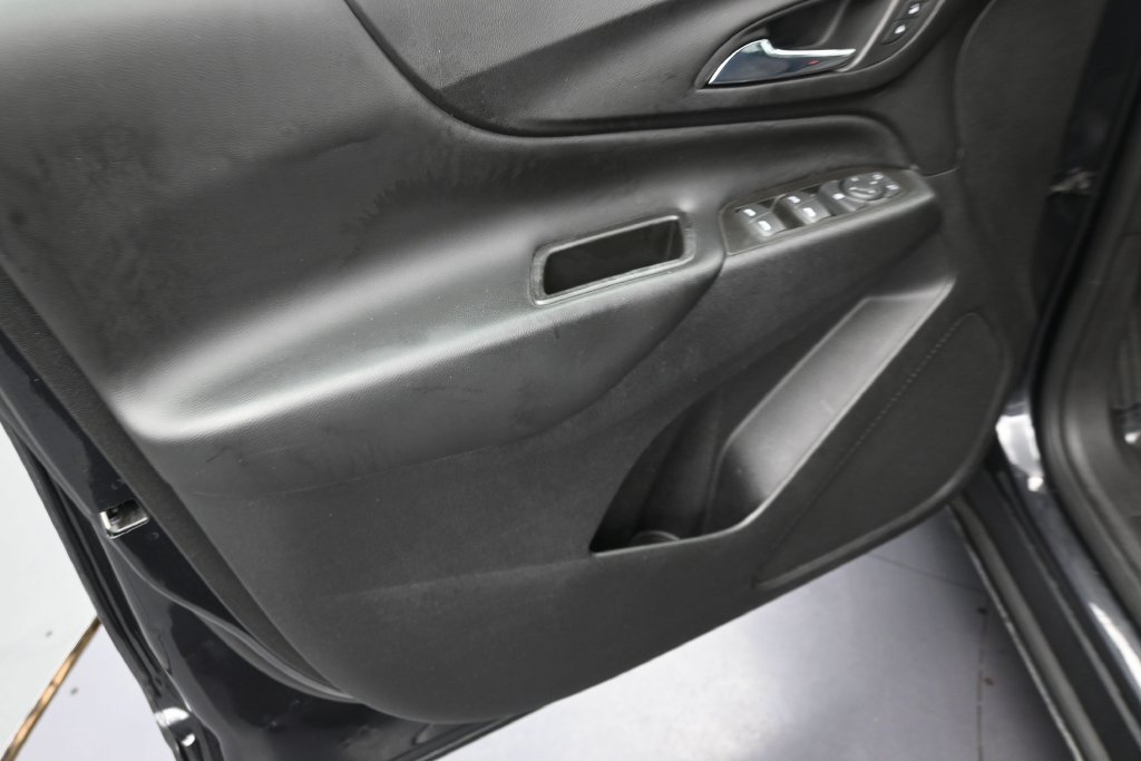 Used 2022 Chevrolet Equinox LT FWD image 10