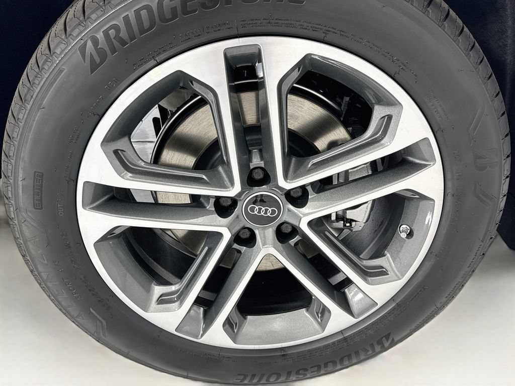 New 2026 Audi Q5 Premium AWD/4WD image 32