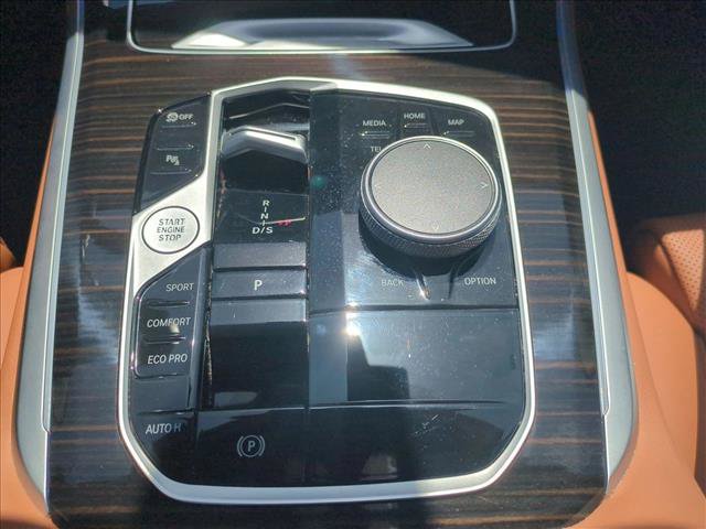 Used 2025 BMW X5 sDrive40i w/ Premium Package RWD image 12