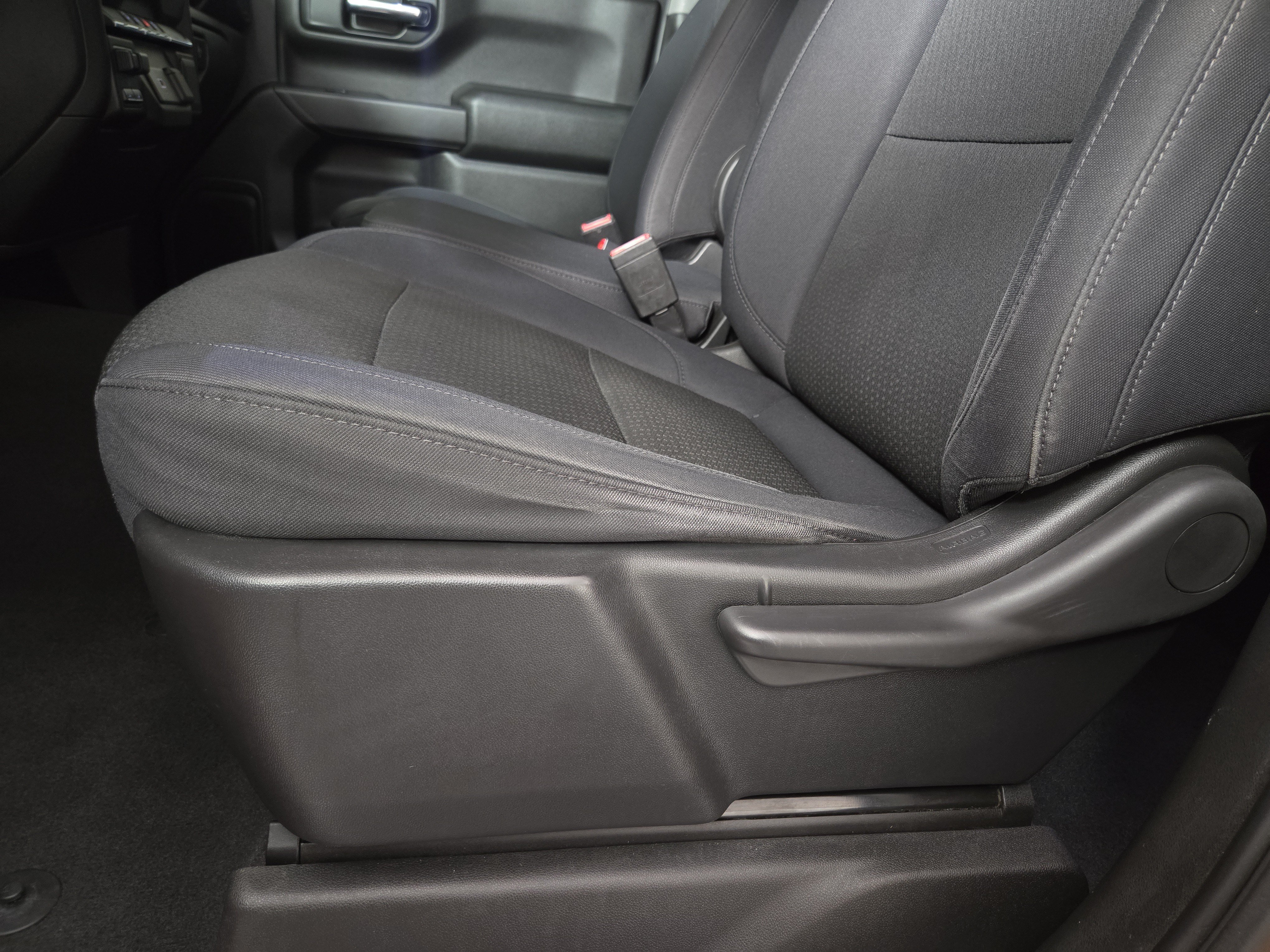 Used 2019 Chevrolet Silverado 1500 Custom Trail Boss w/ Custom Convenience Package AWD/4WD image 29