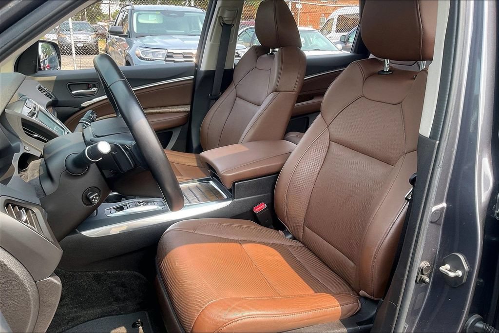 Used 2019 Acura MDX w/ Technology Package AWD/4WD image 24