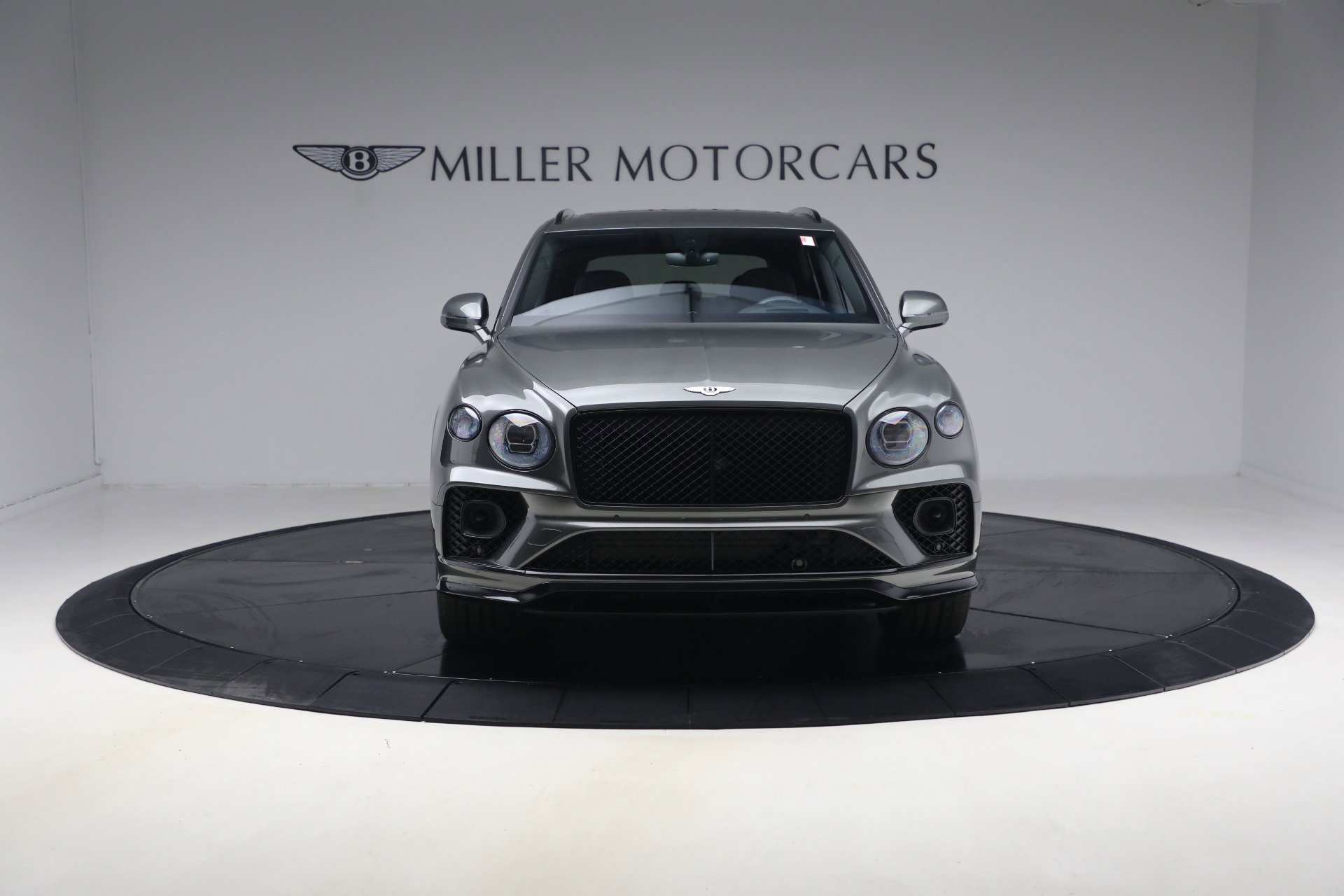 Used 2022 Bentley Bentayga image 12