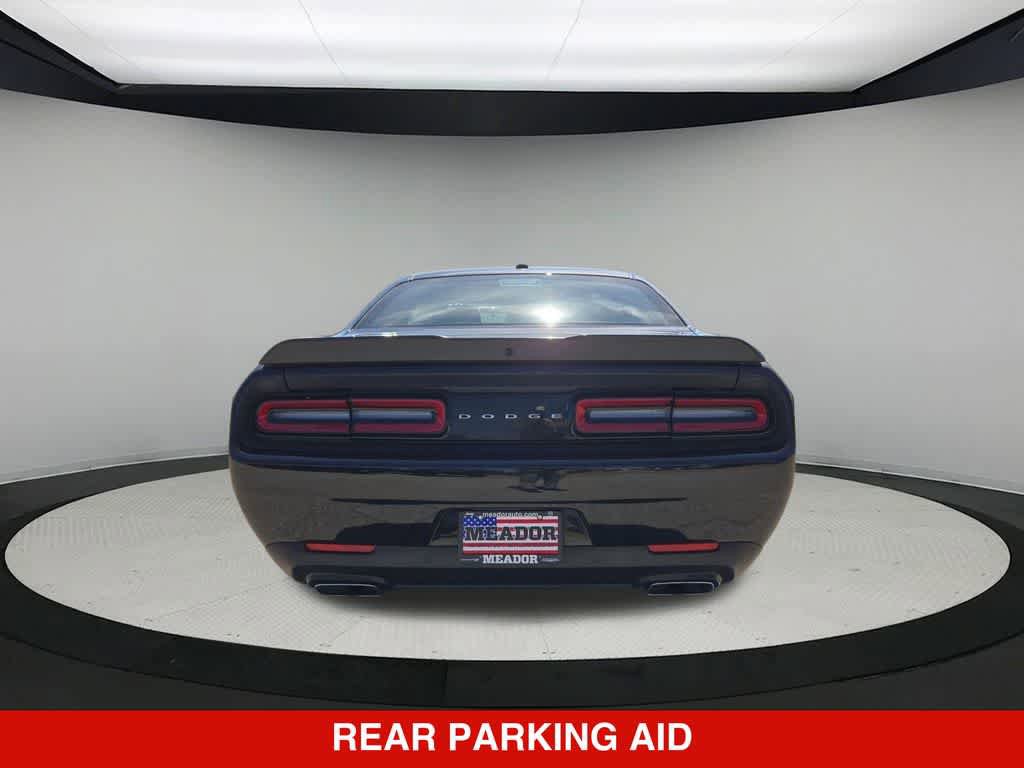 Used 2023 Dodge Challenger R/T RWD image 5
