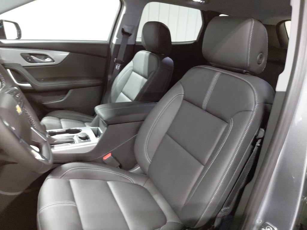 New 2026 Chevrolet Blazer LT w/ Sound & Technology Package AWD/4WD image 5