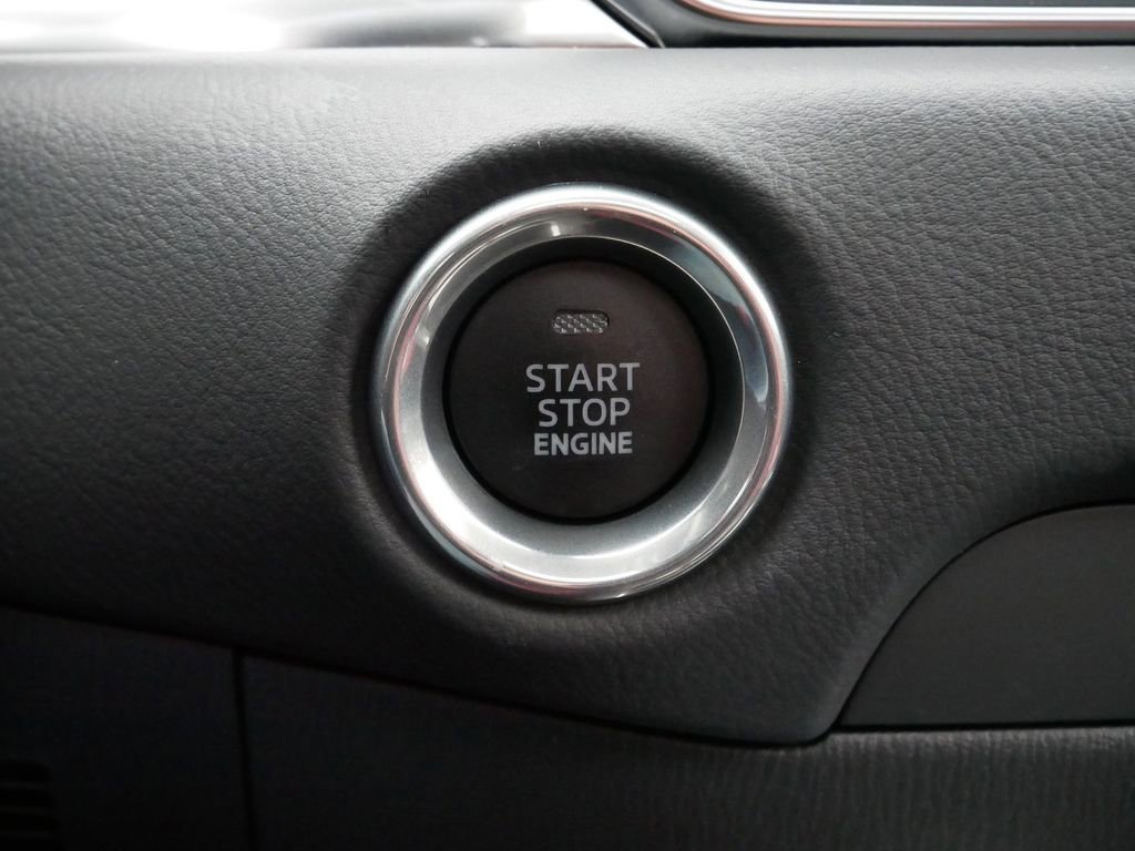 Used 2023 MAZDA CX-5 Carbon Edition image 41